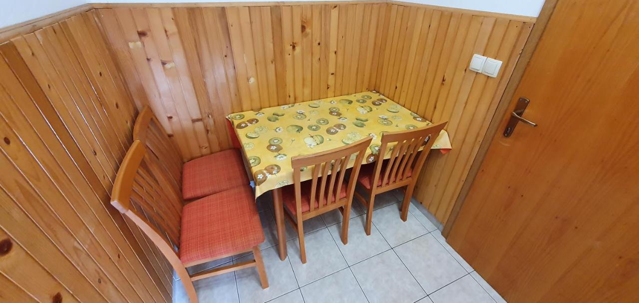 Apartments Duvnjak 오미스 외부 사진