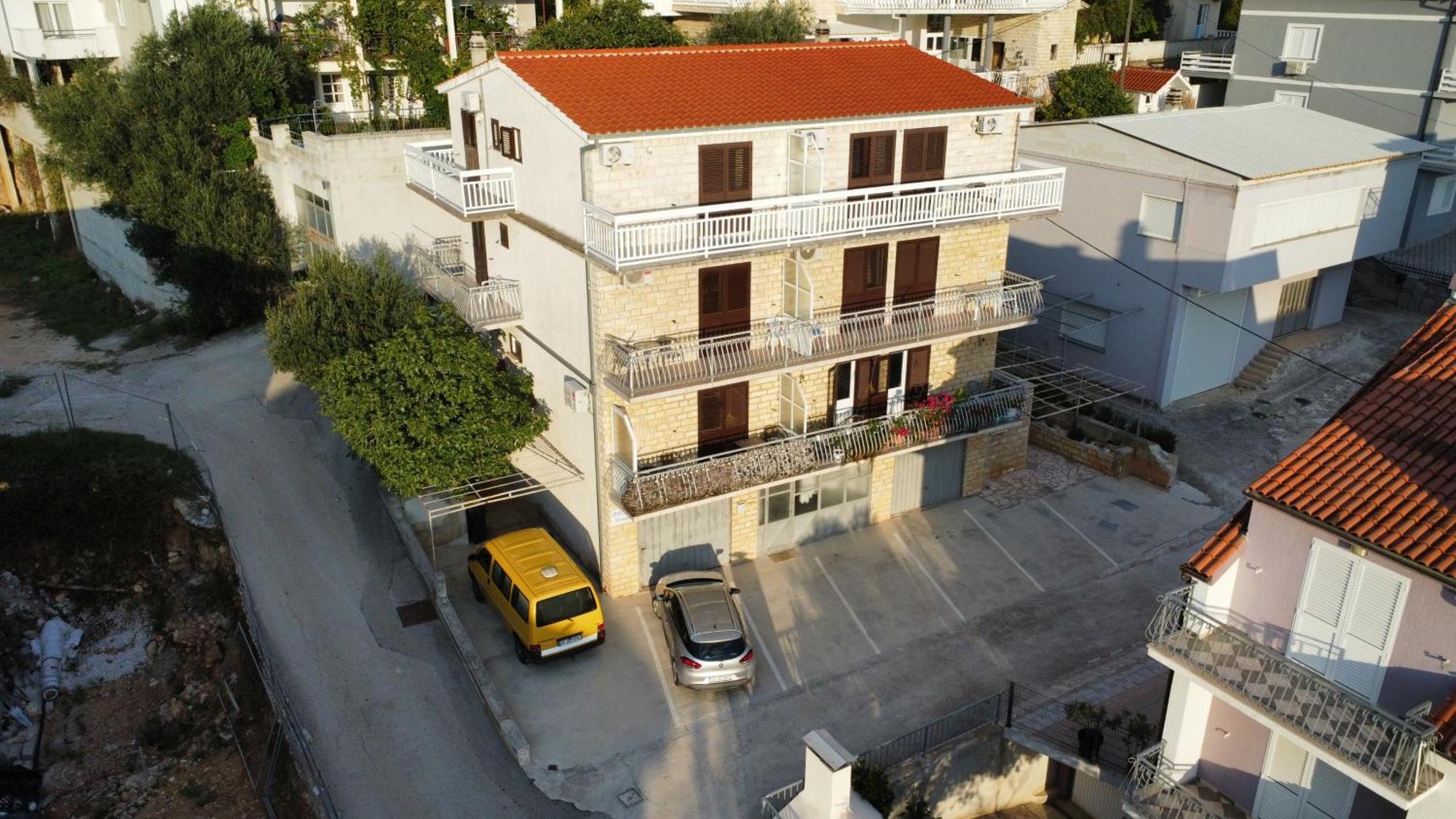 Apartments Duvnjak 오미스 외부 사진